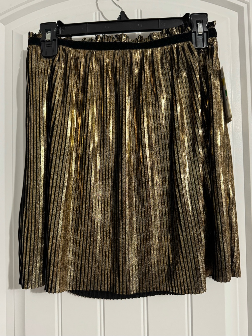 Cool GB Girls black metallic gold pleated pull on skirt new